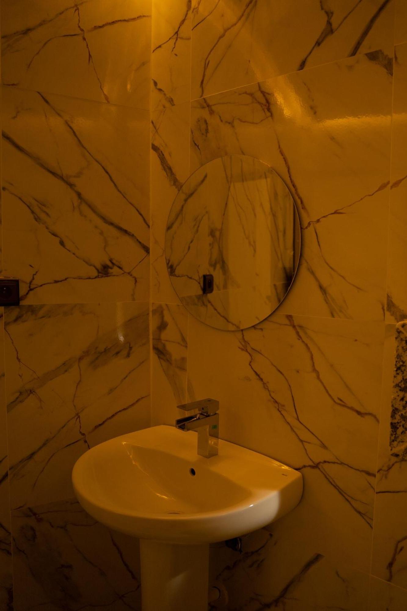 La Terrassa Appartement Climatise Азру Екстериор снимка