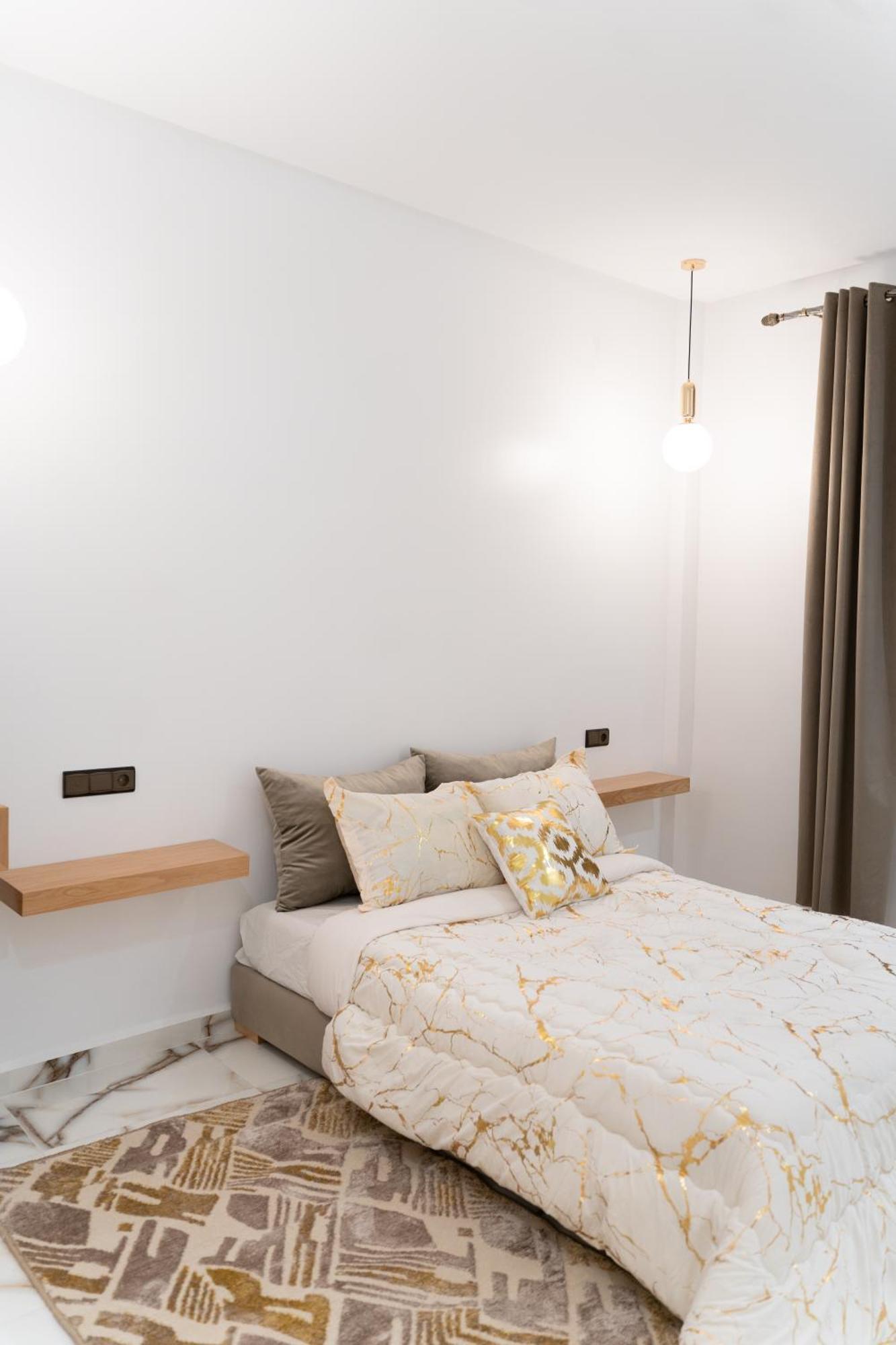 La Terrassa Appartement Climatise Азру Екстериор снимка